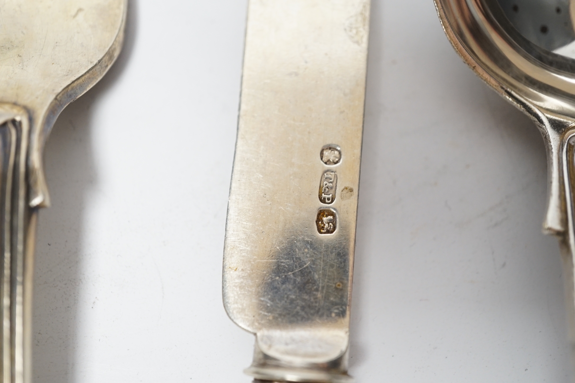A matched part canteen of late Victorian silver lily pattern flatware, comprising thirty nine items, mainly Aldwinckle & Slater, London, 1893 and a quantity of other silver flatware, various dates and makers, weighable s